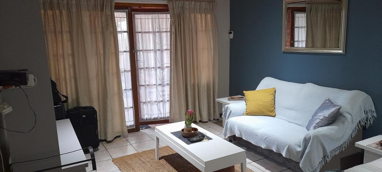 Bed and Breakfast Rest&Rise Pietermaritzburg Exterior foto
